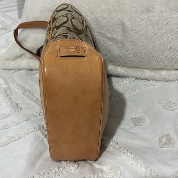 Vintage Coach Mini Lunch Tote - super RARE! with matching wallet. - Picture 3 of 12